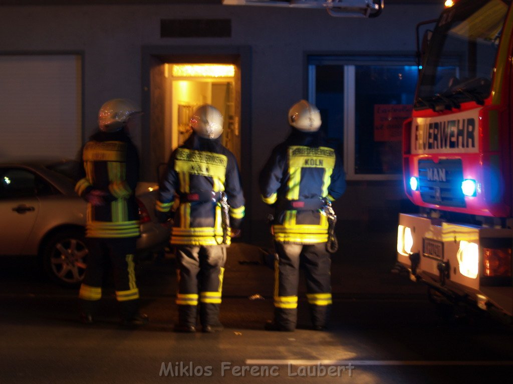 Brand Zimmer Koeln  Grembergerstr  01.JPG